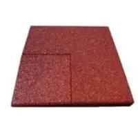 Raccordi rossi ECO-SOFT RAMP isolati su fondo bianco