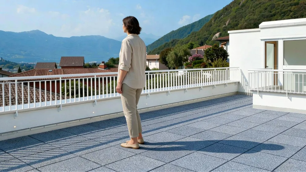 Terrazza coperta con ECO.ROOF per rinnovare la pavimentazione